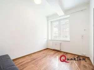 Prodej ubytování, Praha - Suchdol, Suchdolské náměstí, 19 m2
