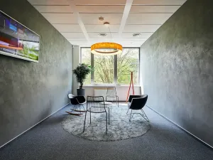 Pronájem kanceláře, Praha - Jinonice, Radlická, 1500 m2