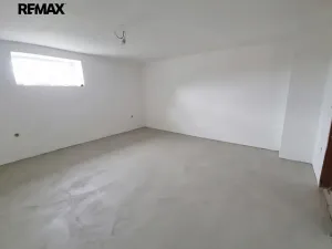 Prodej bytu 3+kk, Moravany, Květná, 108 m2