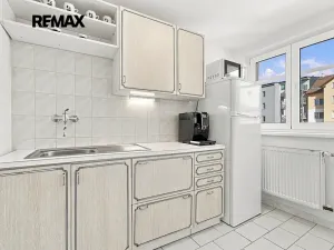 Pronájem kanceláře, Plzeň, Ostrovní, 68 m2