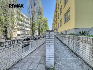 Prodej bytu 2+kk, Poděbrady, V Aleji, 43 m2