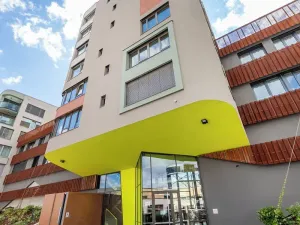 Pronájem bytu 2+kk, Praha - Radlice, U Komína, 41 m2