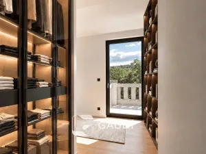 Prodej bytu 4+kk, Praha, Mezitraťová, 105 m2