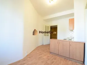 Pronájem bytu 2+kk, Praha - Nusle, Lounských, 56 m2