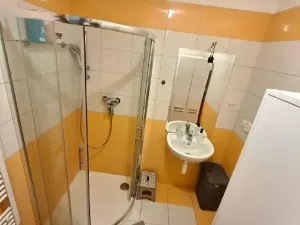 Prodej bytu 2+kk, Jesenice, Cedrová, 57 m2