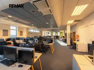 Pronájem obchodního prostoru, Kolín, Sladkovského, 540 m2