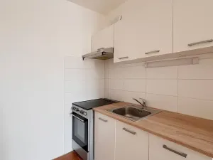Pronájem bytu 2+kk, Most, Kpt. Jaroše, 41 m2