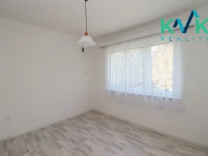 Pronájem bytu 2+1, Ostrov, Mánesova, 58 m2