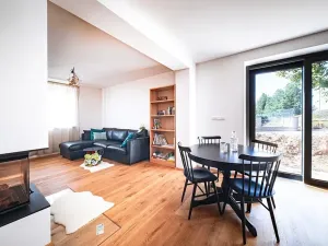 Prodej bytu 4+1, Střítež, 146 m2