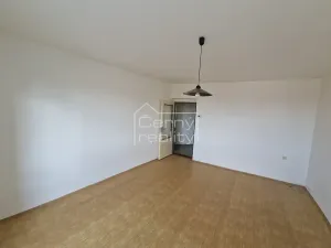 Pronájem bytu 2+1, Sezemice, Nerudova, 55 m2
