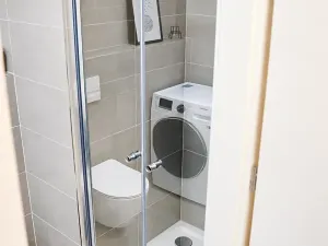 Pronájem bytu 1+kk, Praha - Smíchov, Plzeňská, 20 m2