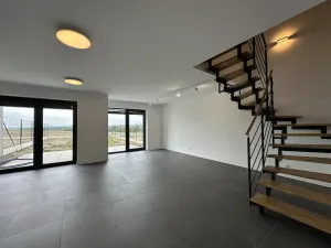 Pronájem rodinného domu, Mladá Boleslav - Chrást, 157 m2