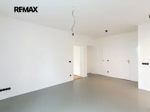 Pronájem bytu 2+kk, Praha - Střešovice, Střešovická, 65 m2