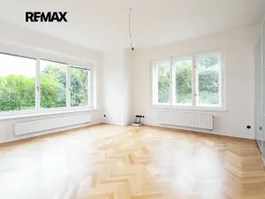 Pronájem bytu 2+kk, Praha - Střešovice, Střešovická, 65 m2