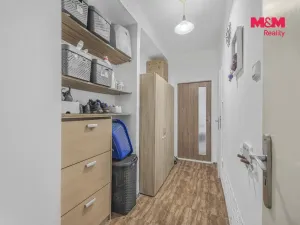 Prodej bytu 2+kk, Kralupy nad Vltavou - Lobeček, nám. Mládežníků, 52 m2