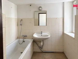 Pronájem obchodního prostoru, Karlovy Vary - Drahovice, Drahomířino nábř., 115 m2