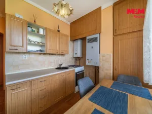 Prodej bytu 2+1, Hrádek - Nová Huť, 1. máje, 56 m2