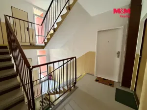 Prodej bytu 3+1, Postoloprty, Jiráskovo náměstí, 67 m2