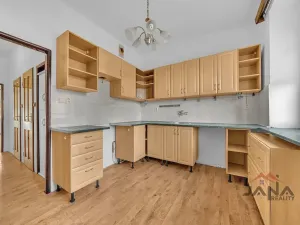 Prodej bytu 2+1, Hradec Králové, Chelčického, 57 m2