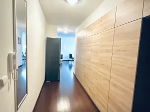 Prodej bytu 2+kk, Karlovy Vary, Chebská, 64 m2