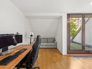Prodej bytu 3+kk, Praha - Žižkov, Ke kapslovně, 88 m2