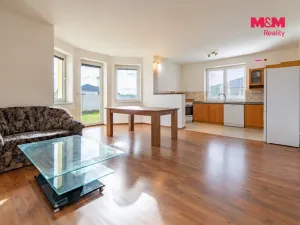 Prodej rodinného domu, Dynín, 330 m2