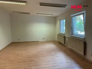 Pronájem bytu 2+kk, Louny, Komenského náměstí, 39 m2