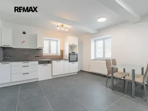 Pronájem rodinného domu, Horní Lukavice, 173 m2