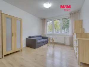 Prodej bytu 3+1, Klatovy - Klatovy III, Pod Hůrkou, 63 m2