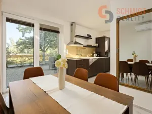 Prodej ubytování, Lednice, 410 m2
