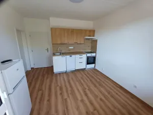 Pronájem bytu 2+kk, Hradec Králové, Václavkova, 51 m2