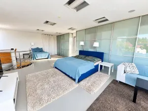 Pronájem atypického bytu, Český Krumlov, Rožmberská, 150 m2