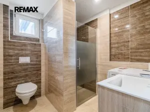 Prodej rodinného domu, Plzeň, V Kamení, 214 m2