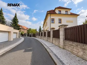 Pronájem bytu 2+kk, Praha - Vinohrady, Hradešínská, 65 m2