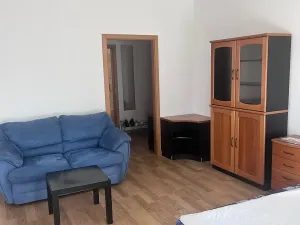 Pronájem bytu 1+kk, Praha - Letňany, Hlučkova, 38 m2