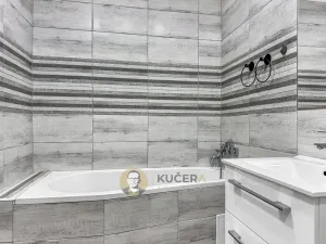 Pronájem bytu 2+kk, Neratovice, 28. října, 47 m2