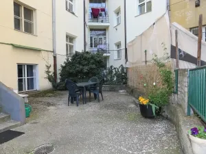 Pronájem bytu 1+kk, Praha - Nusle, U křížku, 27 m2