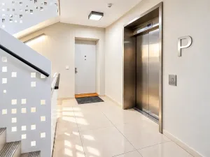 Prodej atypického bytu, Praha - Smíchov, Kobrova, 134 m2