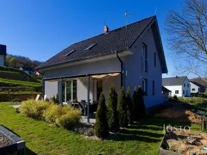 Prodej rodinného domu, Velké Březno, Pod Vartou, 148 m2