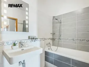 Prodej bytu 3+kk, Lysá nad Labem, Na Zemské stezce, 76 m2