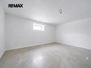 Prodej bytu 3+kk, Moravany, Květná, 79 m2