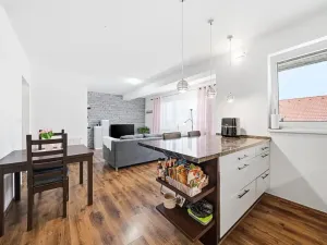 Prodej bytu 3+kk, Bošovice, Vyhlídka, 84 m2