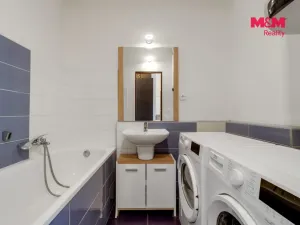Prodej bytu 3+kk, Králův Dvůr, Popelky Biliánové, 56 m2