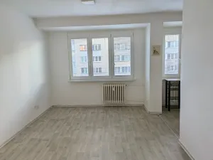 Pronájem bytu 1+kk, Opava, Edvarda Beneše, 36 m2