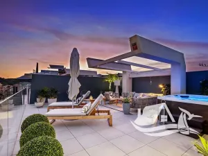 Prodej bytu 4+kk, Estepona, Španělsko, 106 m2