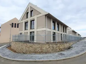 Pronájem bytu 2+kk, Praha - Královice, Ke Tvrzi, 47 m2
