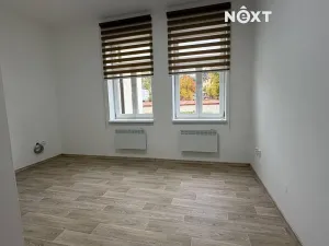 Pronájem bytu 1+kk, Náchod, Poděbradova, 28 m2