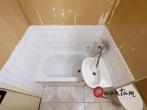 Prodej bytu 1+1, Hradec Králové, třída Edvarda Beneše, 42 m2