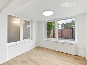 Prodej bytu 1+kk, Praha - Kyje, Vajgarská, 34 m2