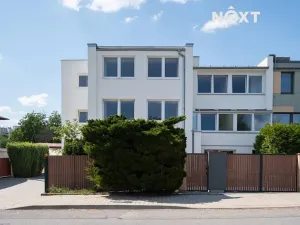 Prodej bytu 1+kk, Praha - Kyje, Vajgarská, 34 m2